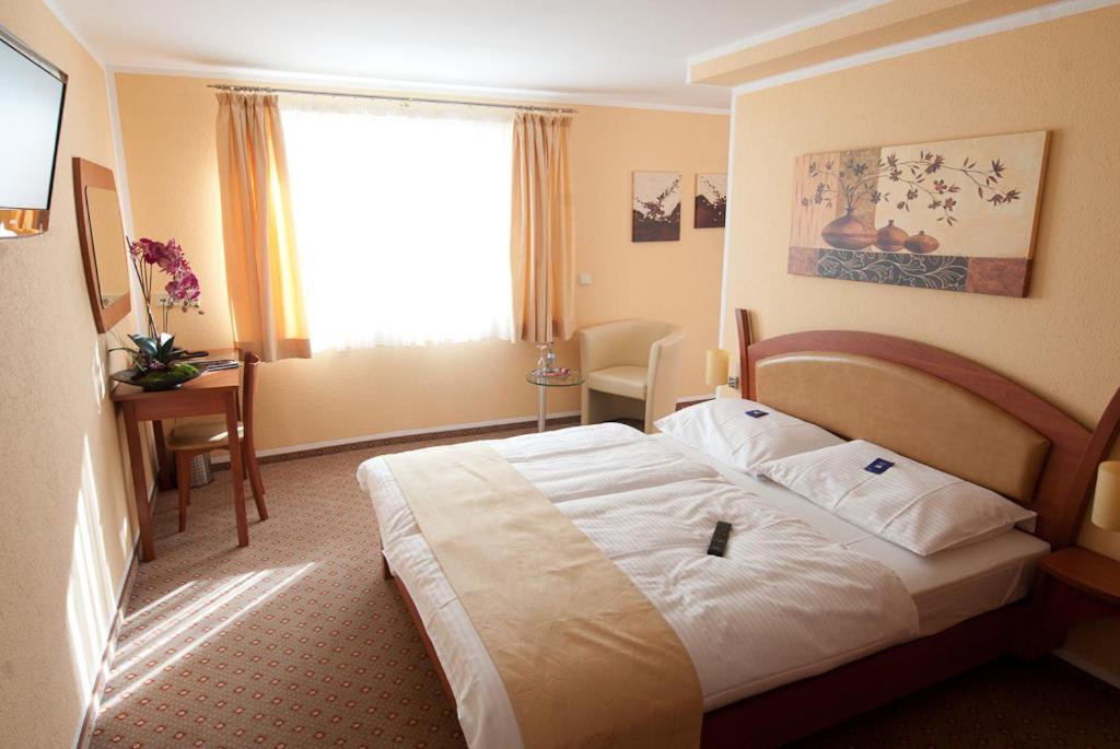 Aristo Hotel Filderstadt Δωμάτιο φωτογραφία